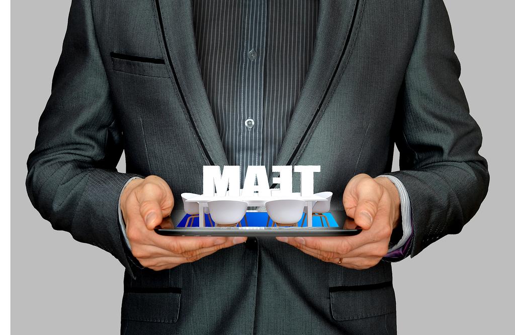 Spotkanie zespołu podczas sesji planowania projektów